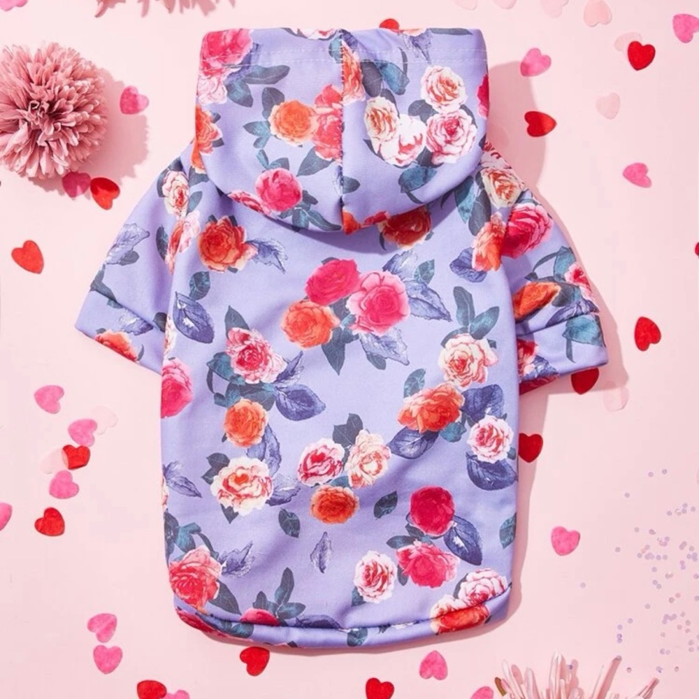 Floral hoodie the fabric is cool is not very thick size X-Large Size run small